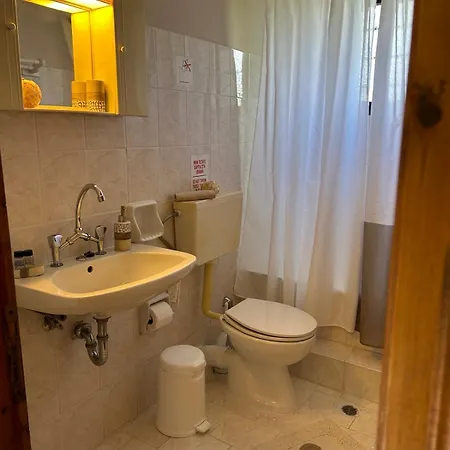 Ariadni House Case de vacanță